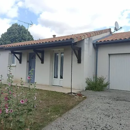 Semesterbostad Le P'tit Bonheur Civray (Vienne)